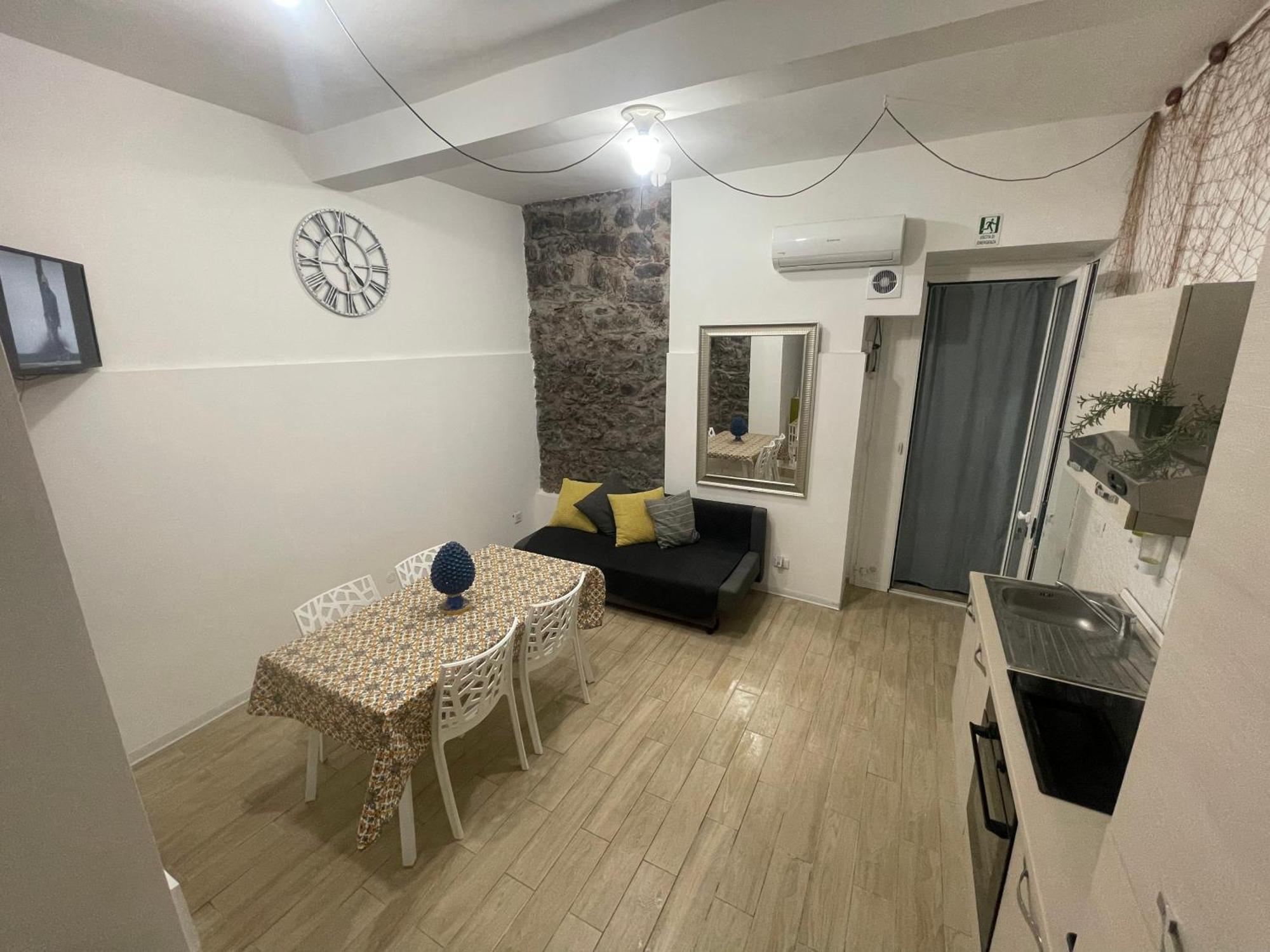 דירות קטאניה Cortile Corsica 13 מראה חיצוני תמונה